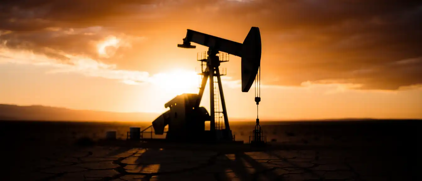 Экономическое давление на Тегеран подтолкнуло котировки нефти Brent к трехнедельному максимуму
